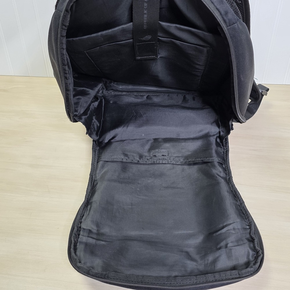 ASUS ROG Ranger Gaming Backpack BP1502 15.6" Black‎ - Picture 8 of 12